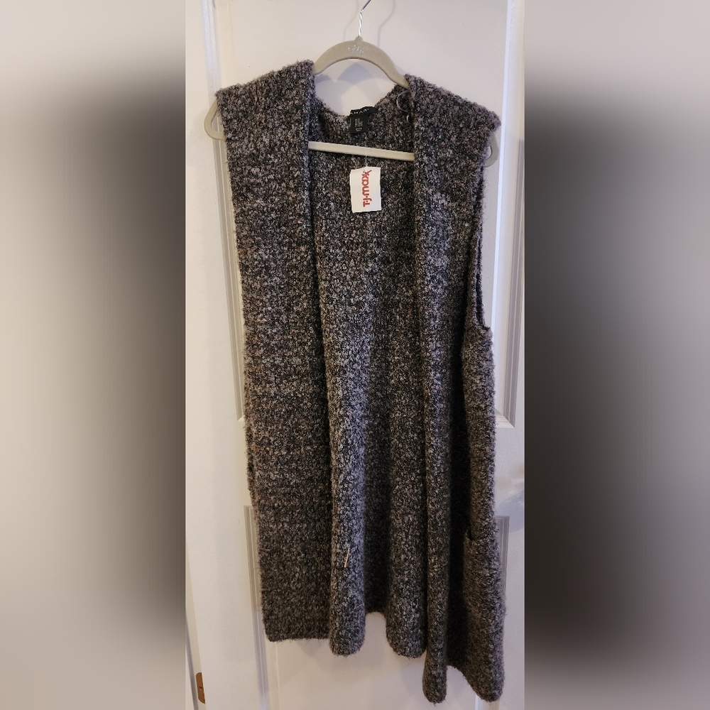 Tahari 2X hooded sweater vest NWT